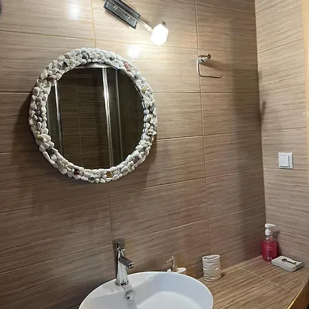 Ξύλινη Φωλιά - Wooden Nest *