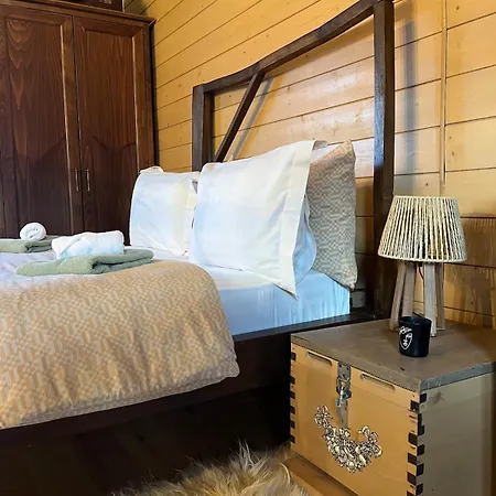 Ξύλινη Φωλιά - Wooden Nest * Tríkala