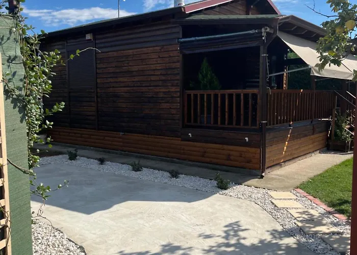 Ξύλινη Φωλιά - Wooden Nest